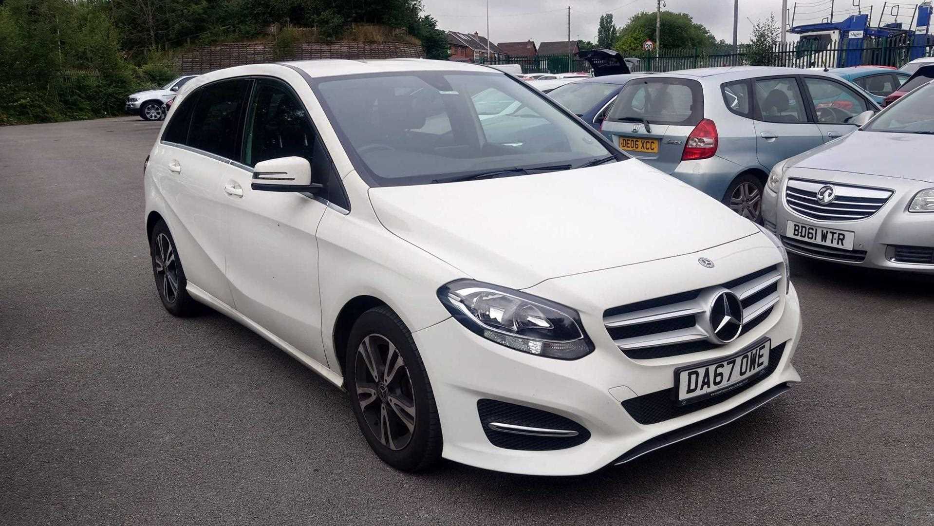 Main listing image - Mercedes-Benz B-Class