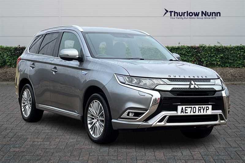 Main listing image - Mitsubishi Outlander