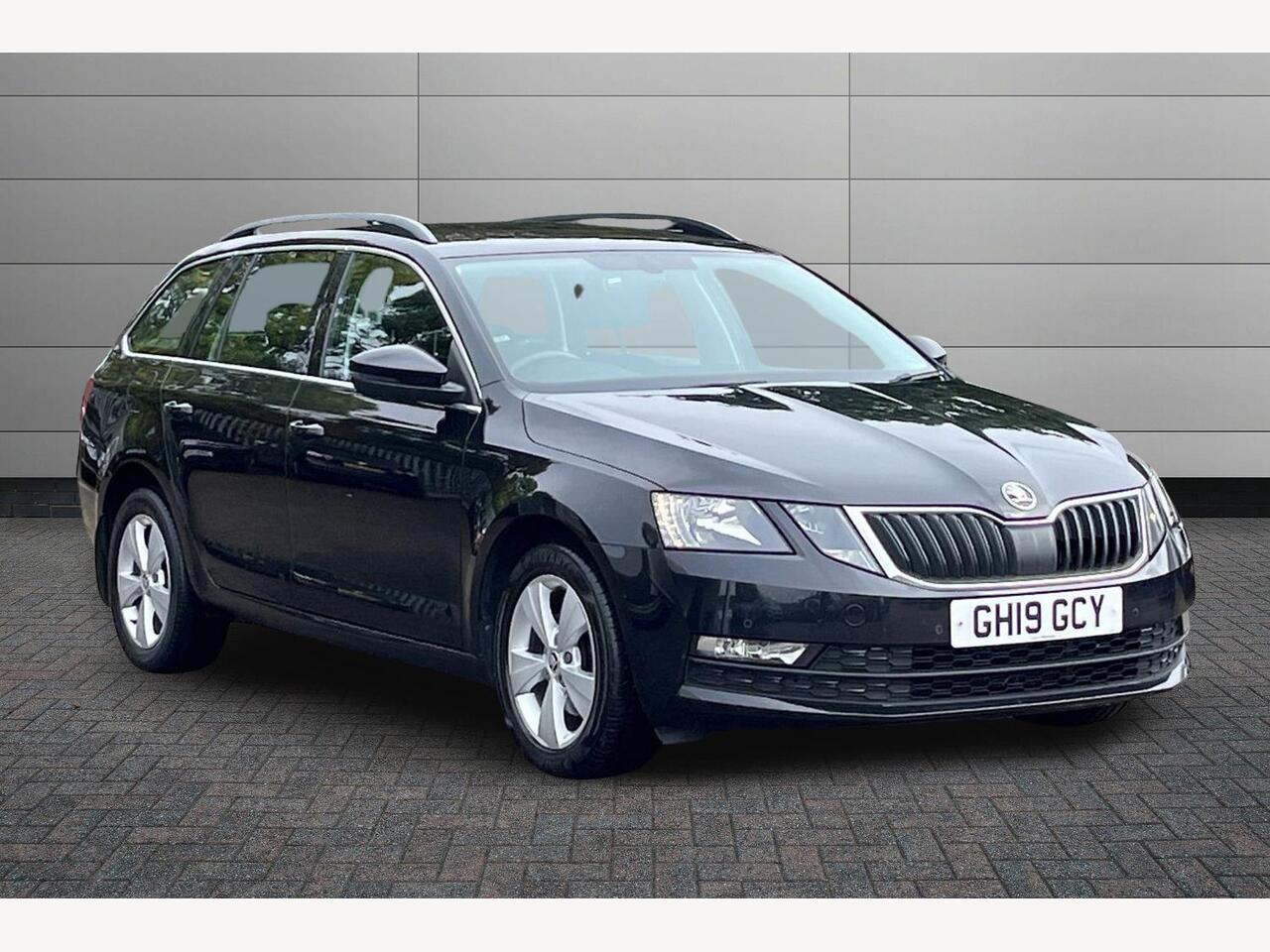 Main listing image - Skoda Octavia