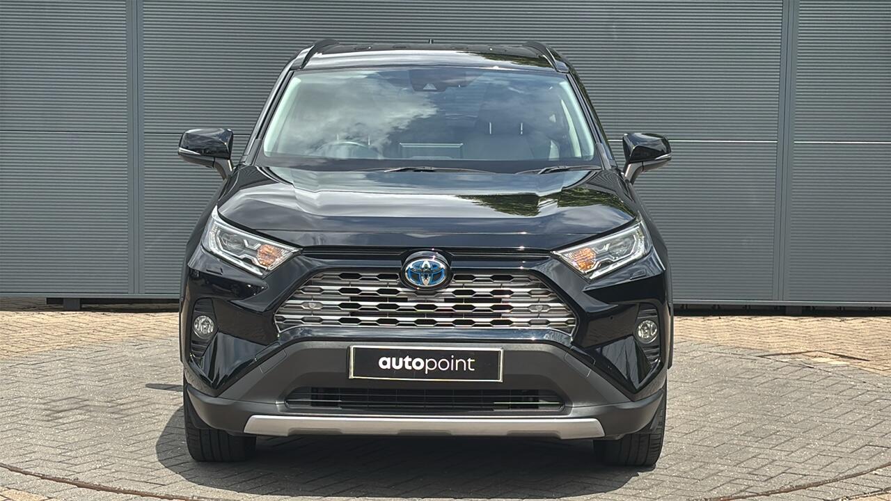 Main listing image - Toyota RAV4