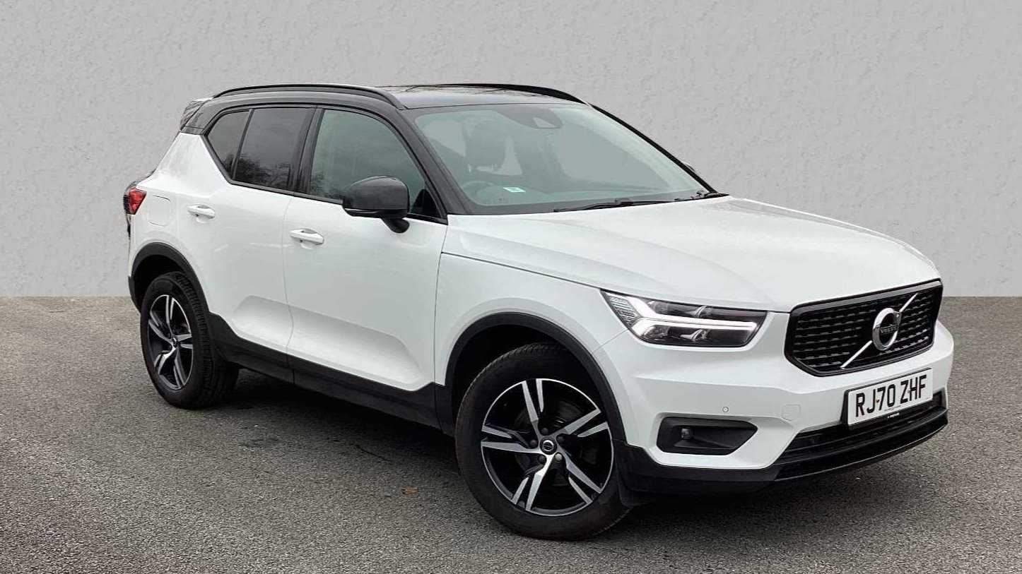 Main listing image - Volvo XC40