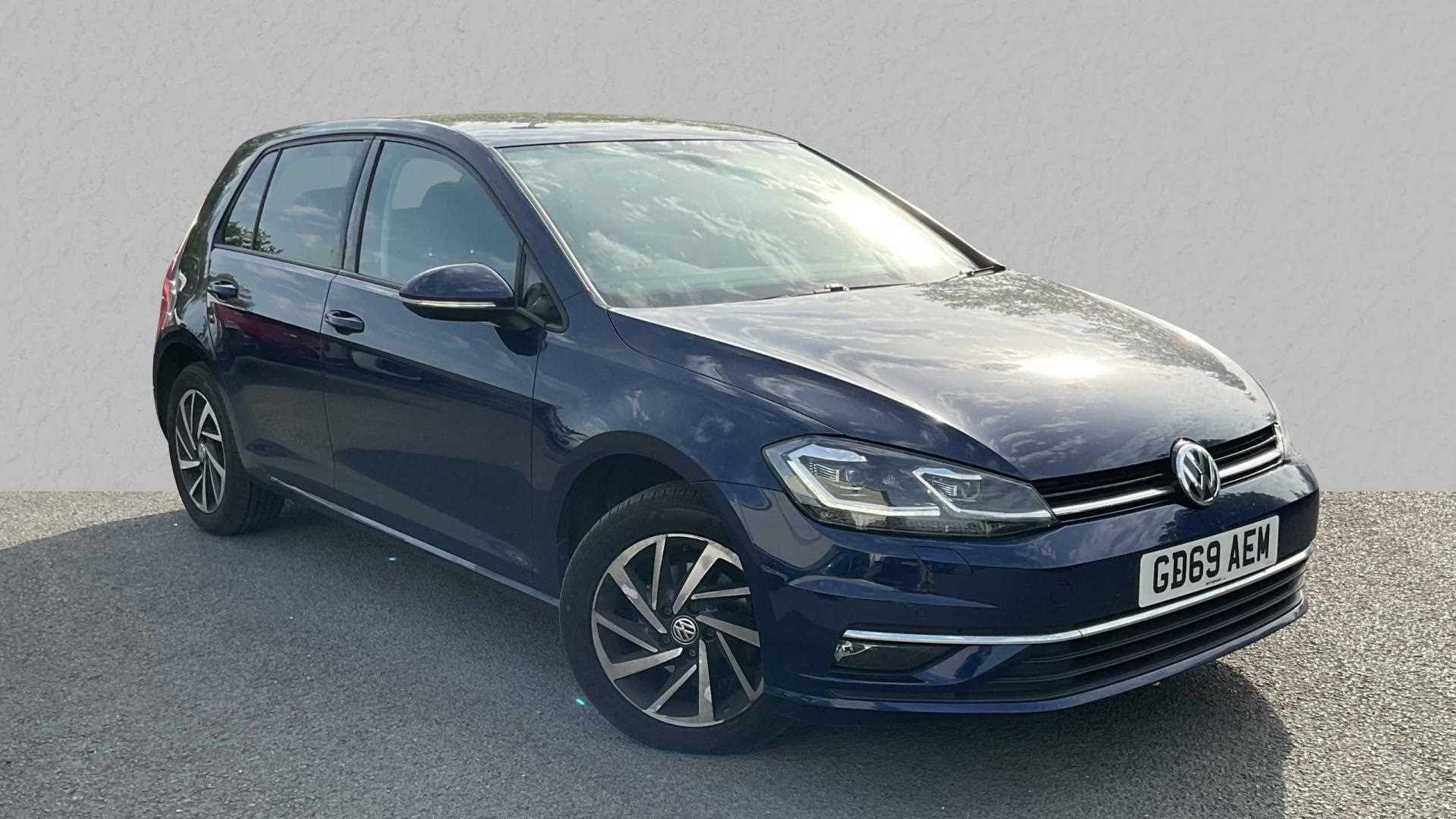 Main listing image - Volkswagen Golf