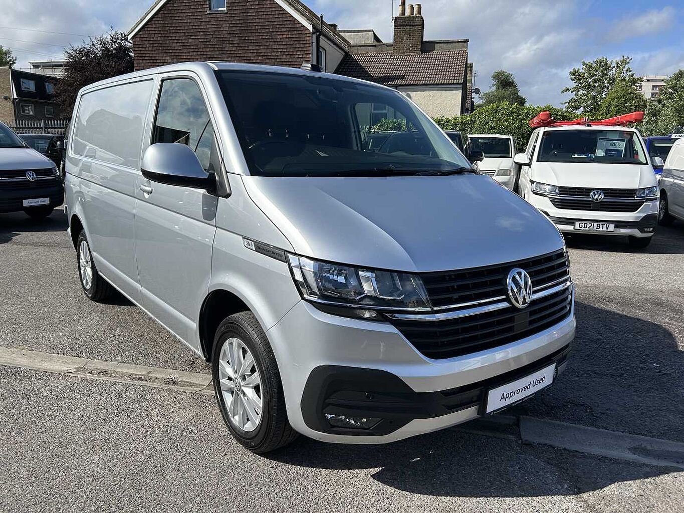 Main listing image - Volkswagen Transporter