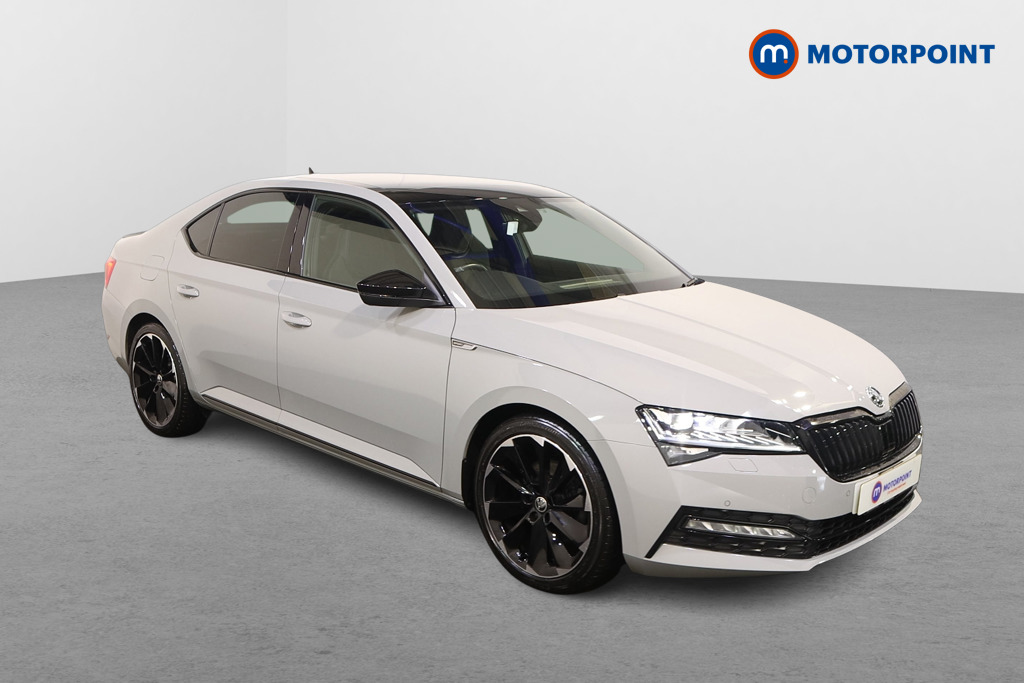 Main listing image - Skoda Superb