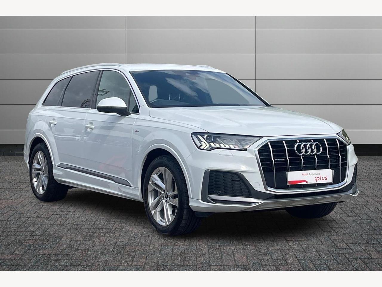 Main listing image - Audi Q7