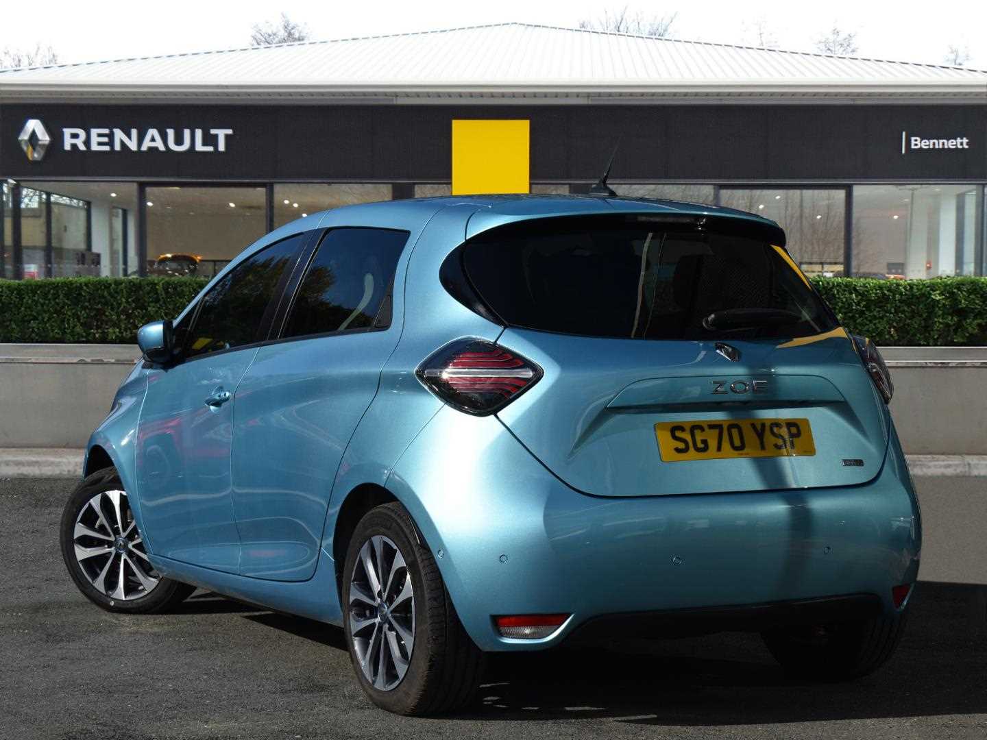 Main listing image - Renault Zoe