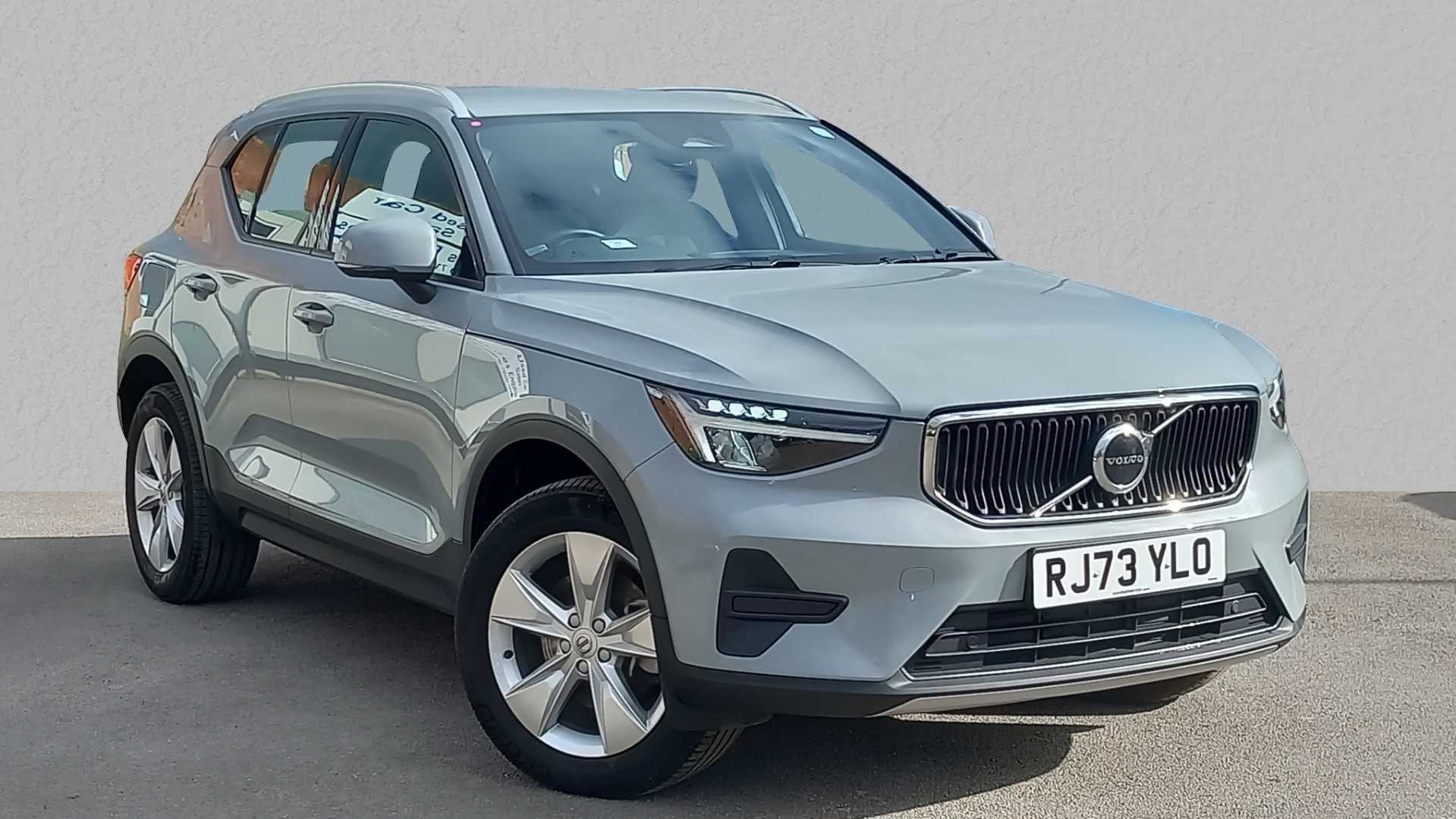 Main listing image - Volvo XC40