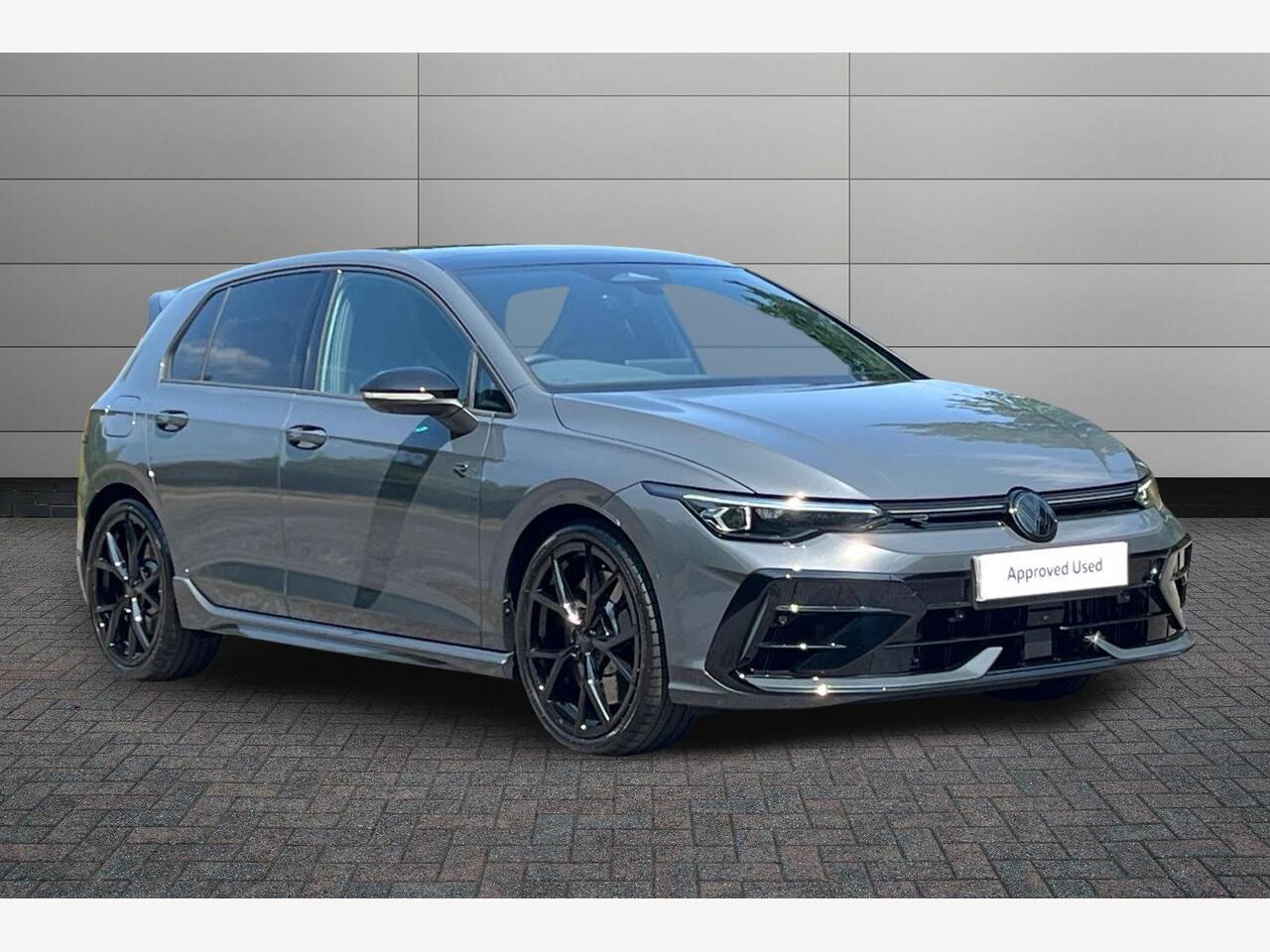 Main listing image - Volkswagen Golf