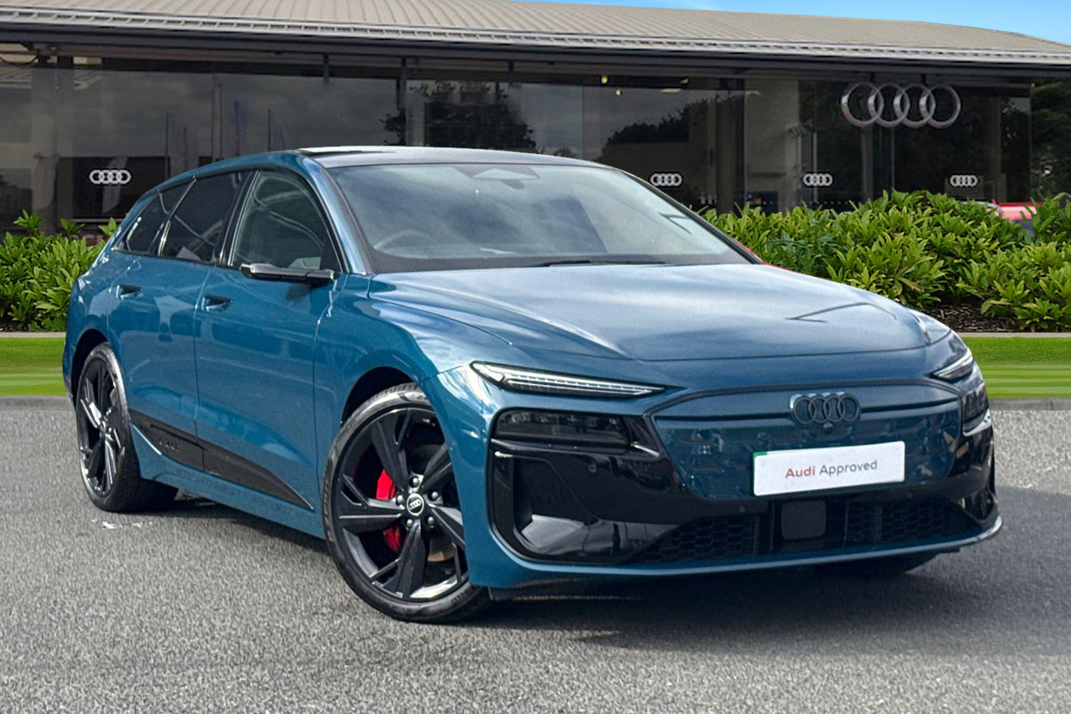 Main listing image - Audi e-tron