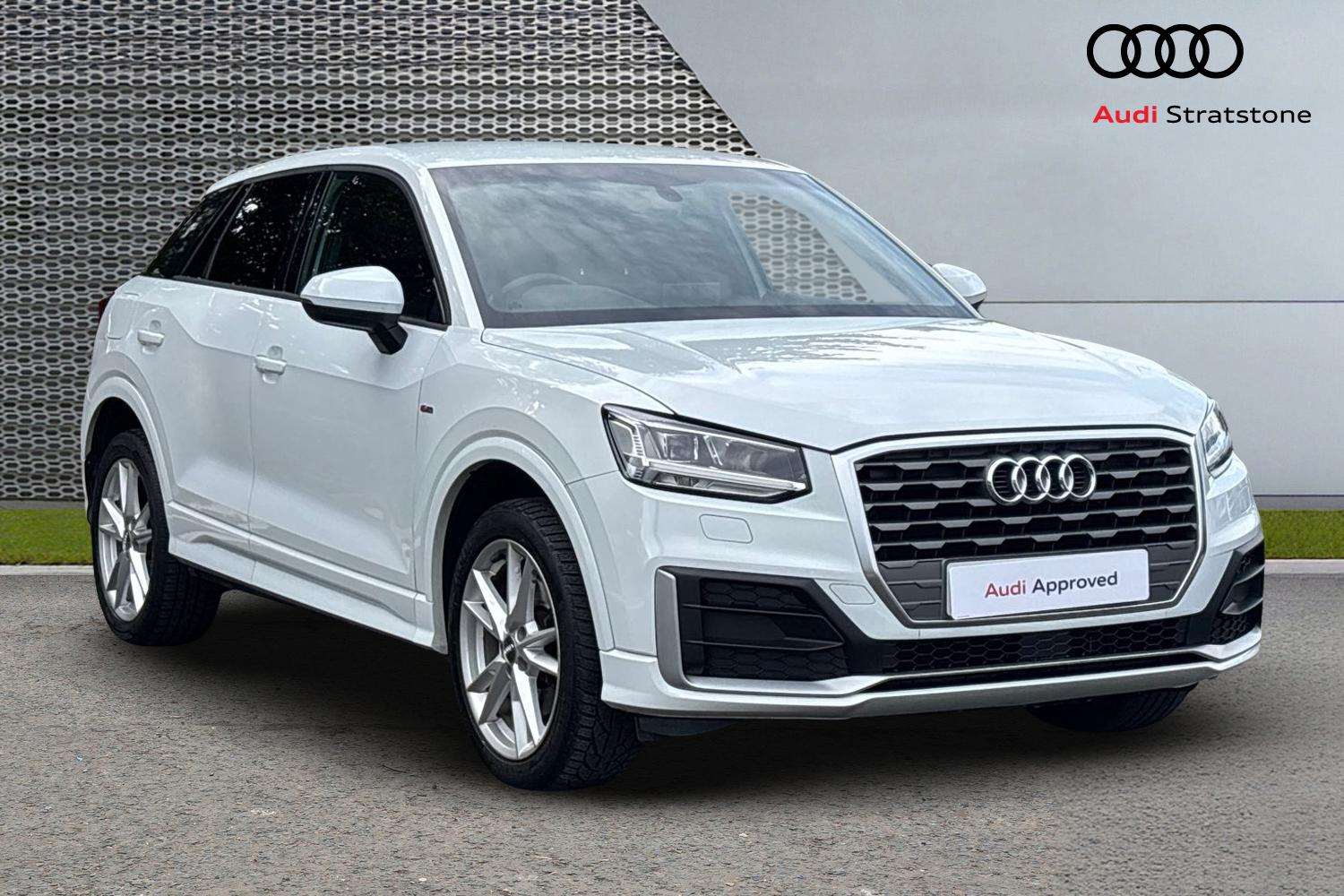 Main listing image - Audi Q2