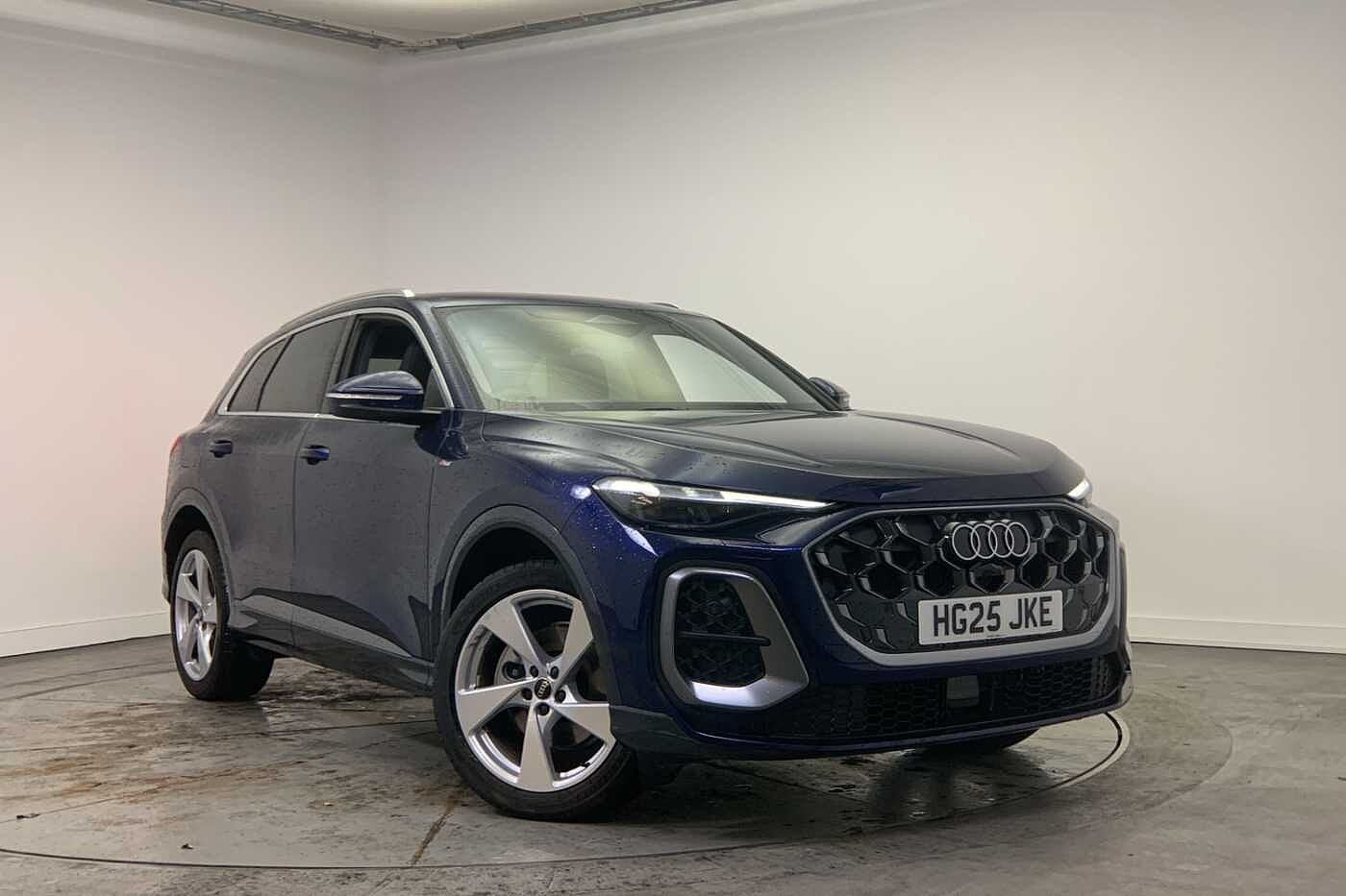 Main listing image - Audi Q5