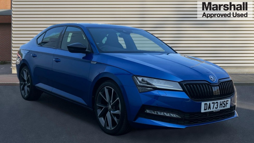 Main listing image - Skoda Superb