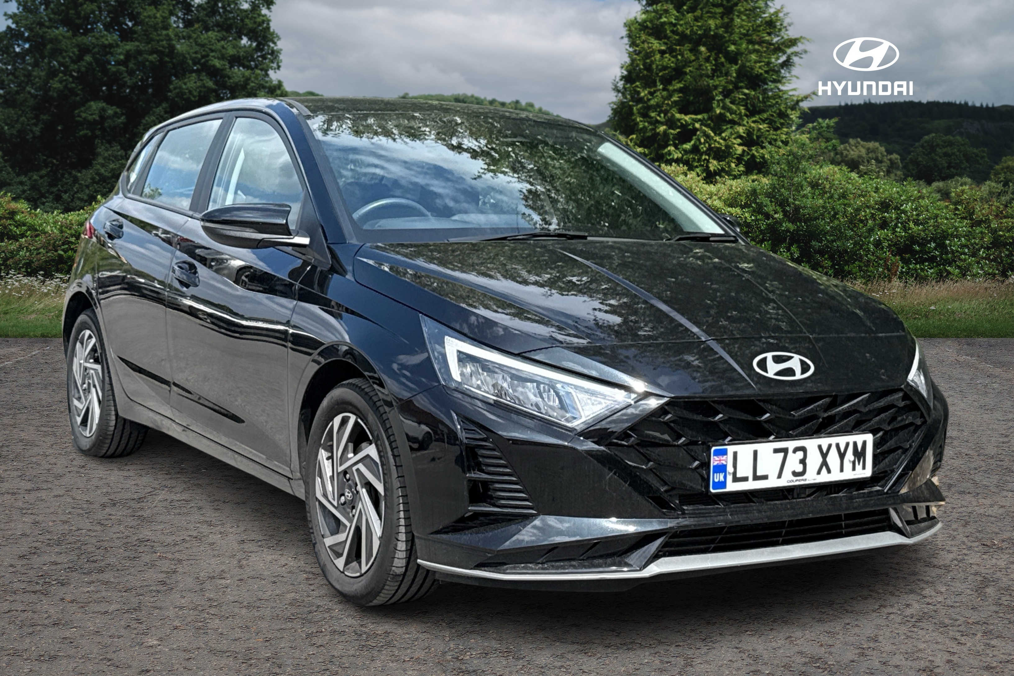 Main listing image - Hyundai i20