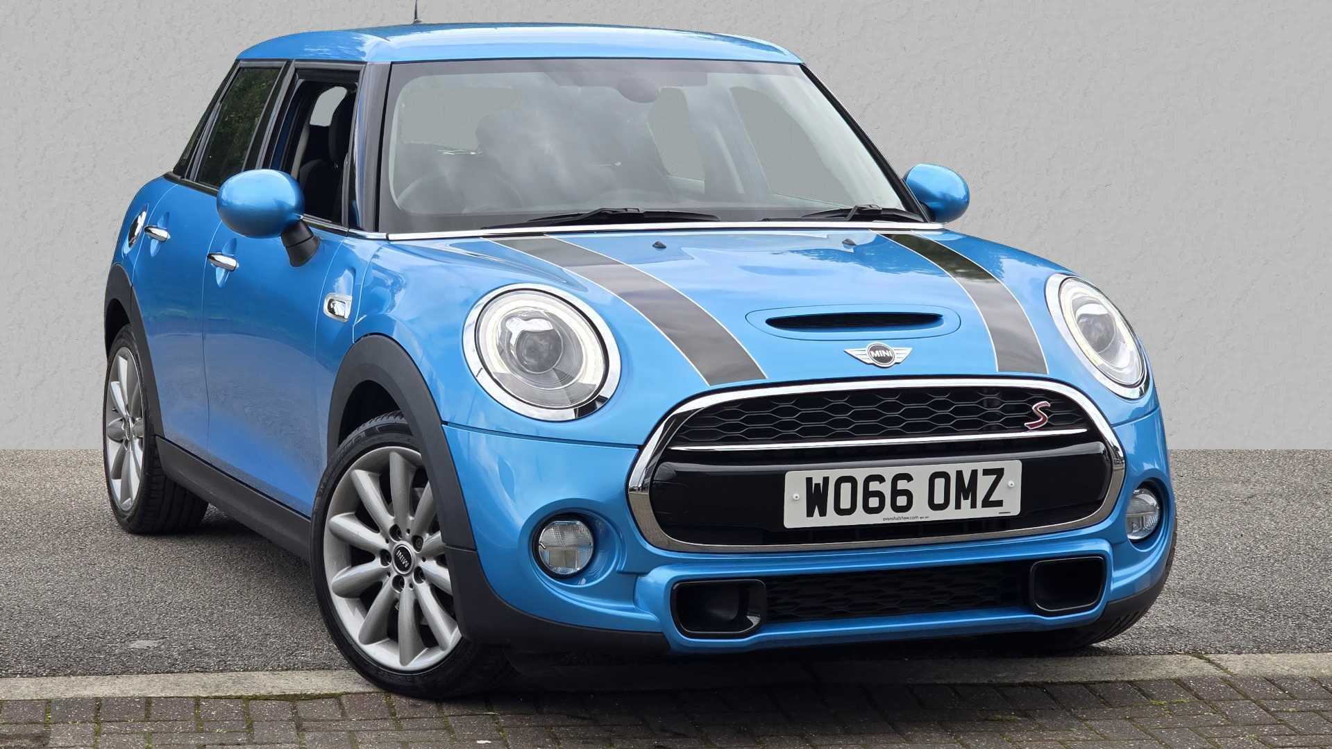 Main listing image - MINI Hatchback 5dr