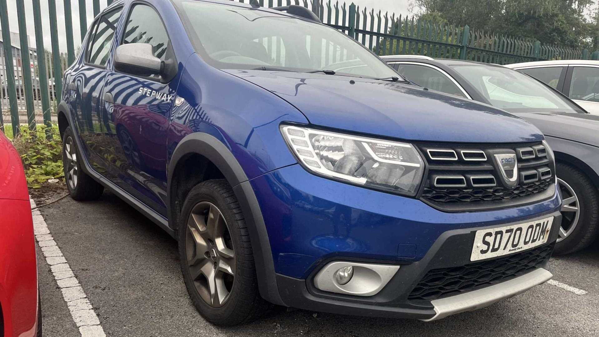 Main listing image - Dacia Sandero Stepway