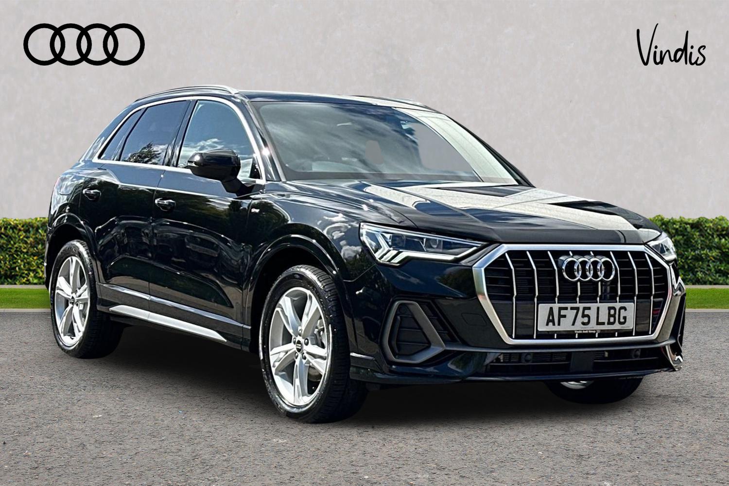 Main listing image - Audi Q3