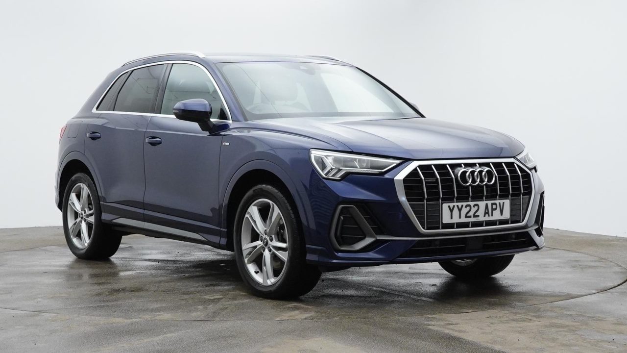 Main listing image - Audi Q3