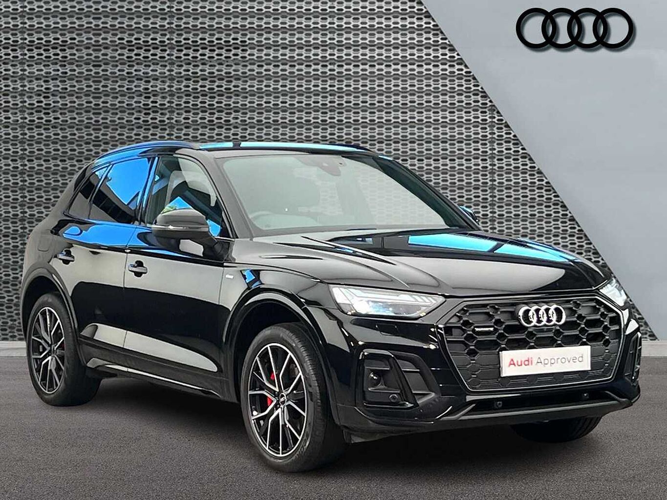 Main listing image - Audi Q5