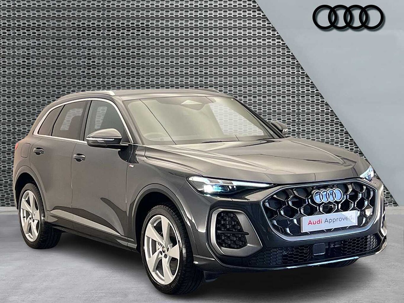 Main listing image - Audi Q5