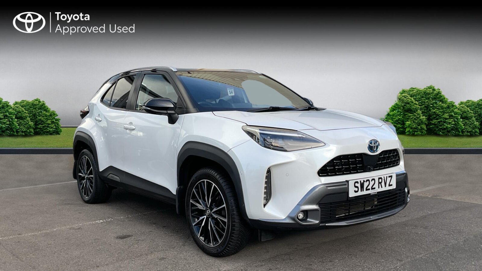 Main listing image - Toyota Yaris Cross