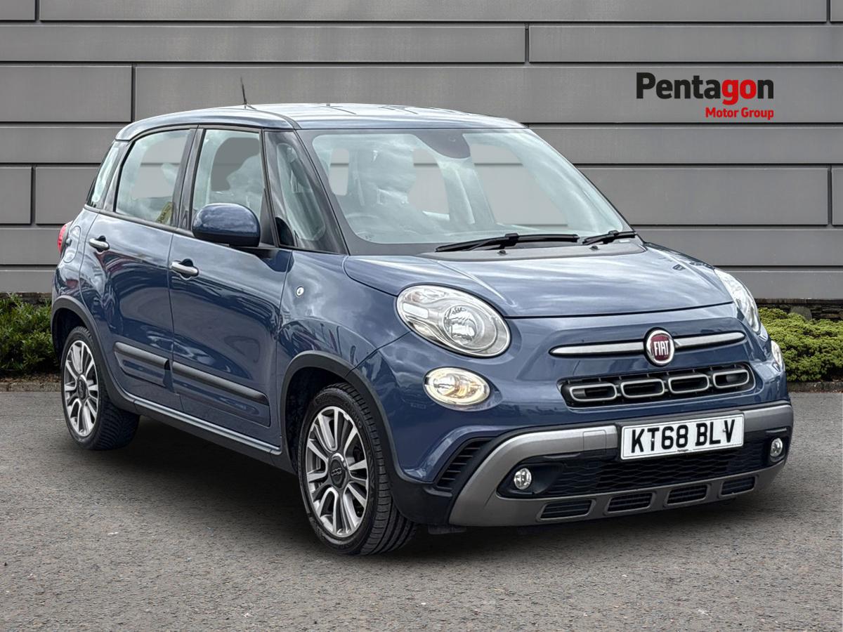 Main listing image - Fiat 500L