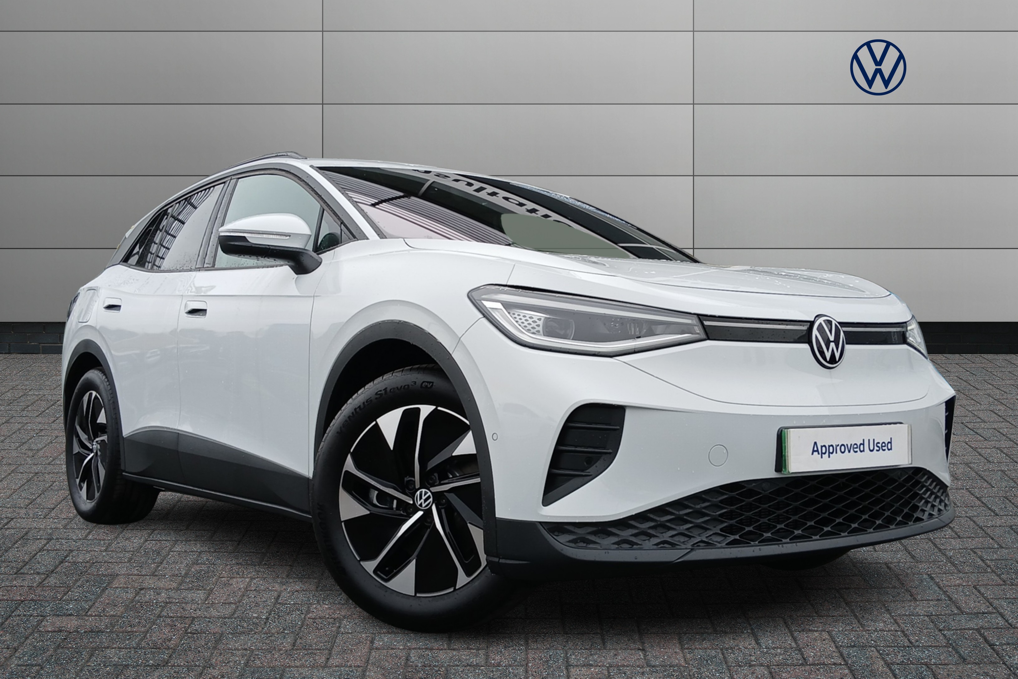 Main listing image - Volkswagen ID.4