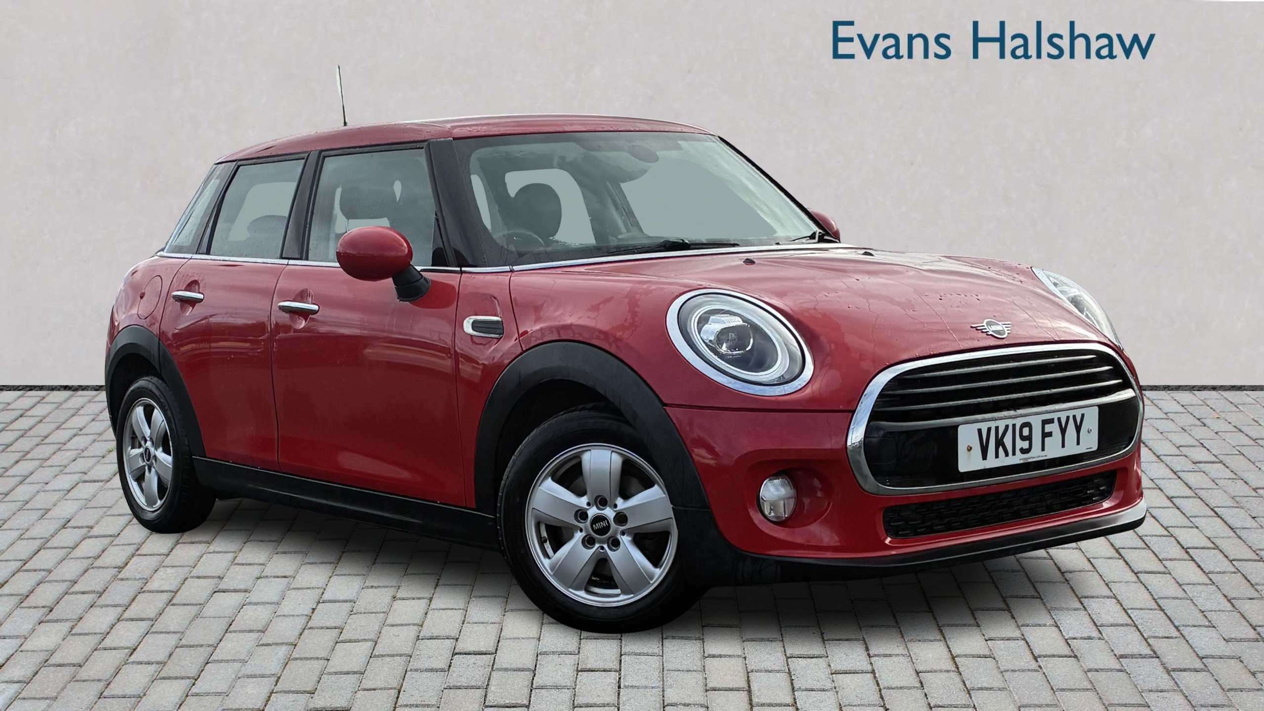 Main listing image - MINI Hatchback 5dr