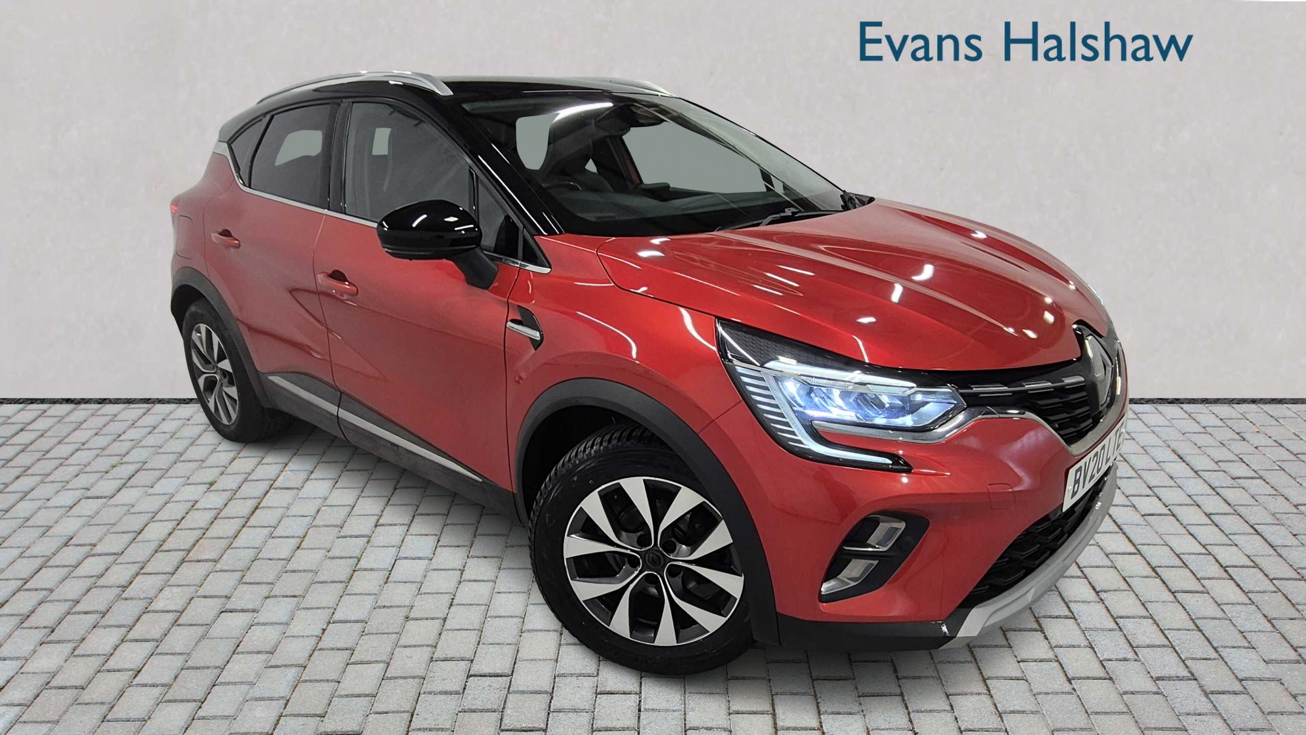Main listing image - Renault Captur
