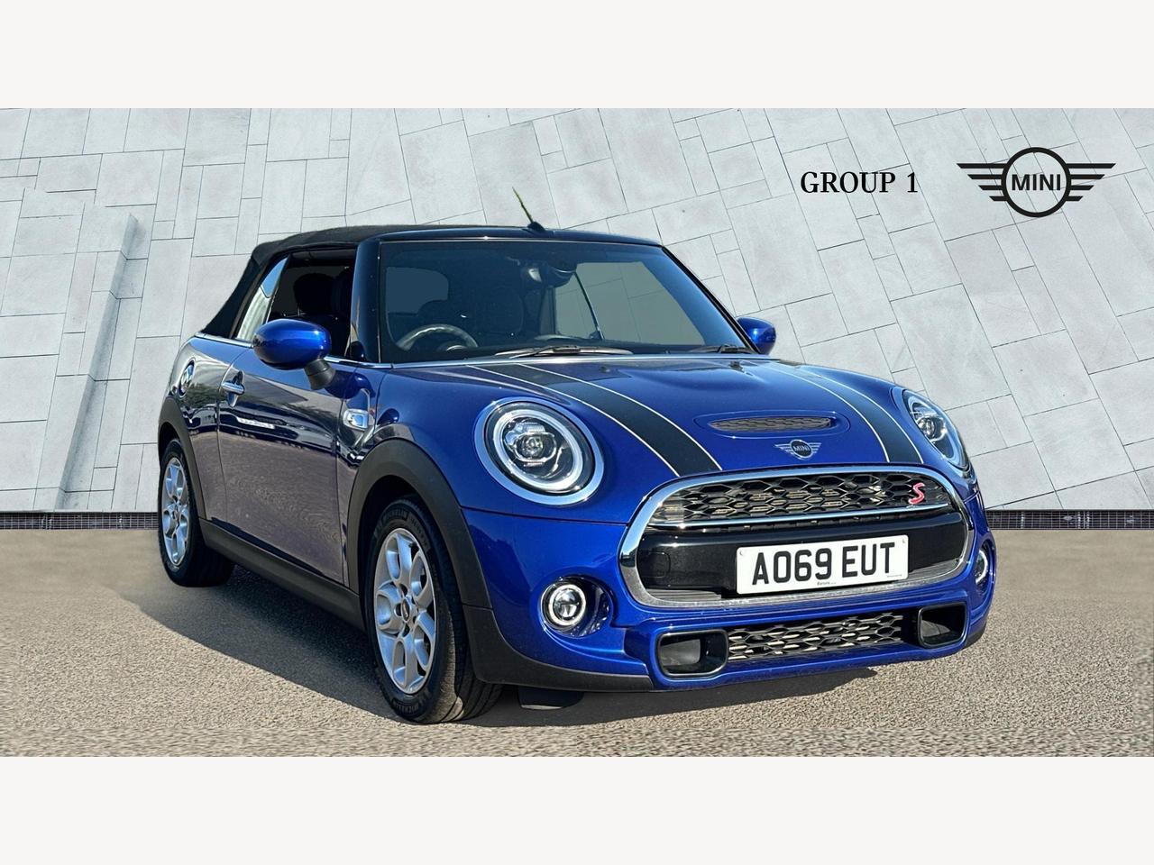 Main listing image - MINI Convertible