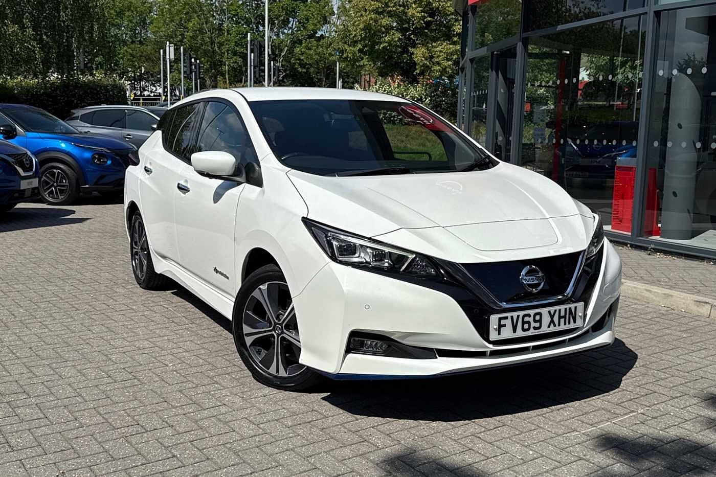 Main listing image - Nissan Leaf