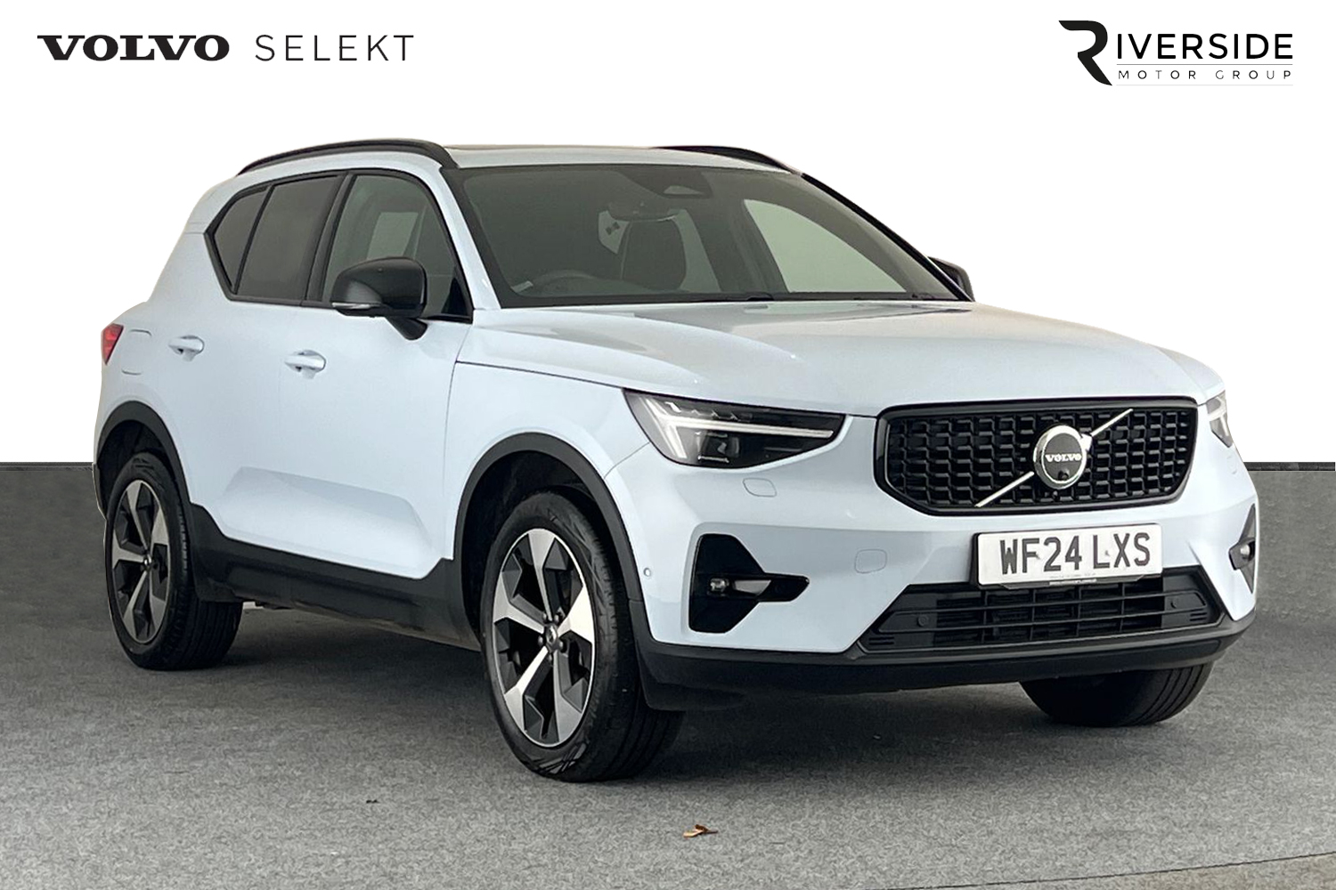 Main listing image - Volvo XC40