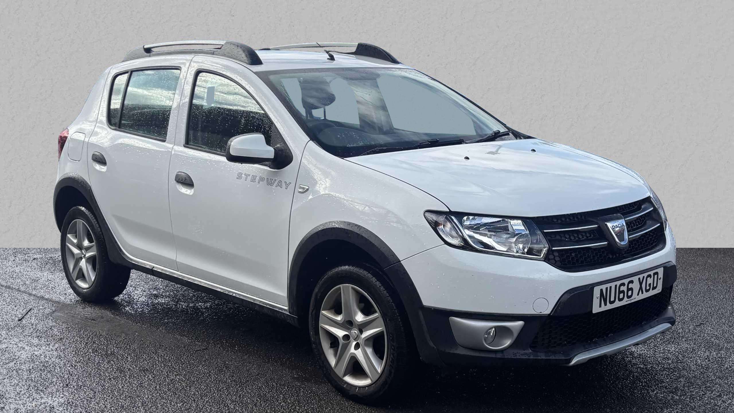 Main listing image - Dacia Sandero Stepway