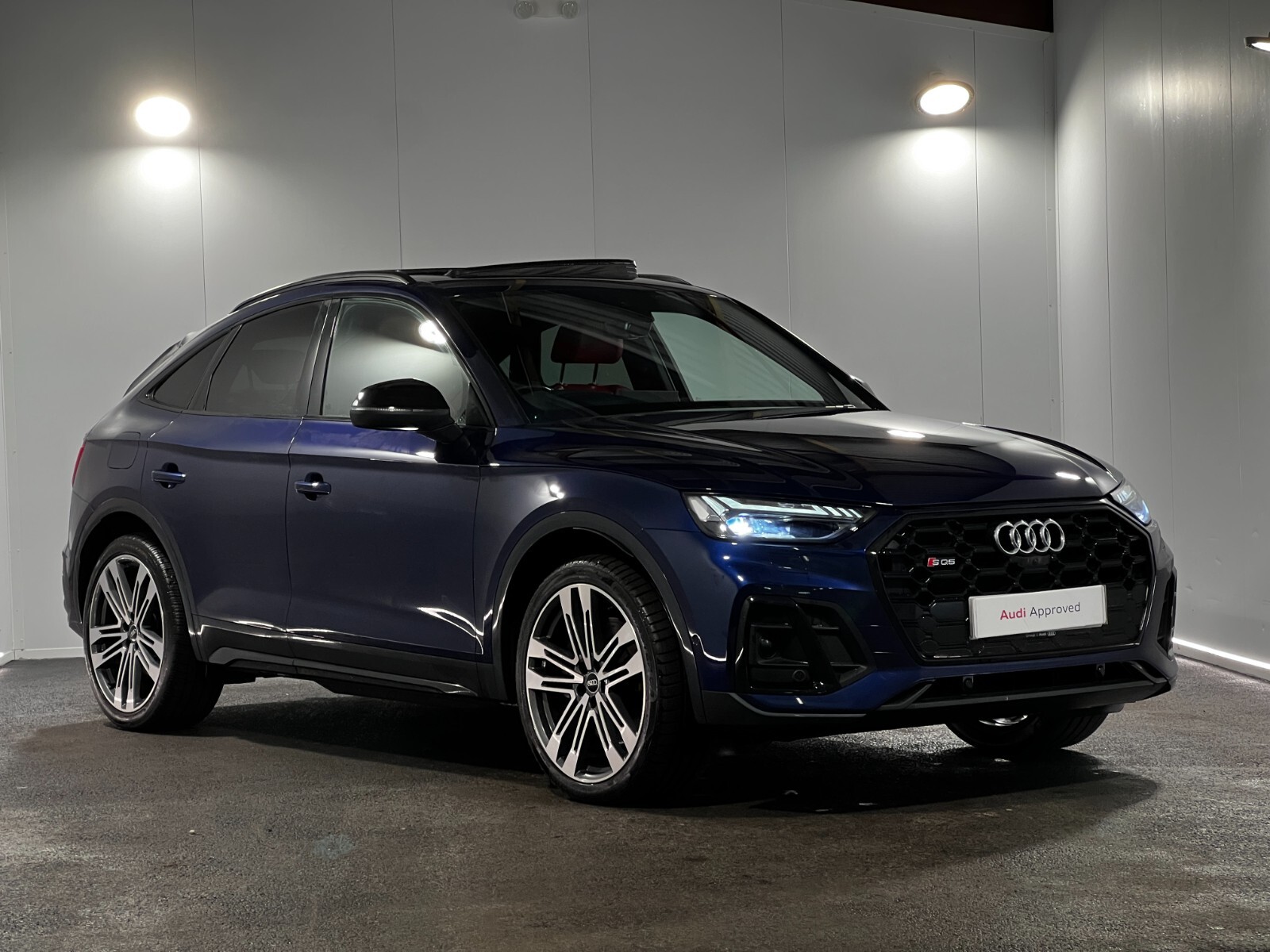 Main listing image - Audi SQ5