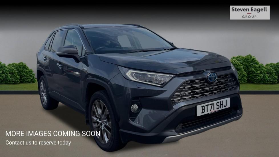 Main listing image - Toyota RAV4