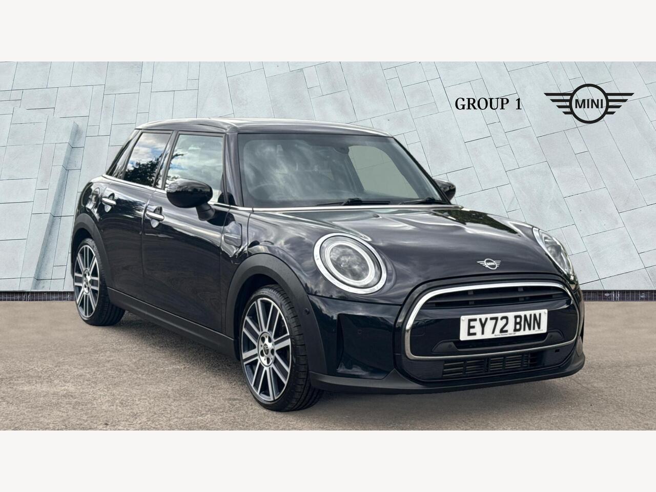 Main listing image - MINI Hatchback 5dr