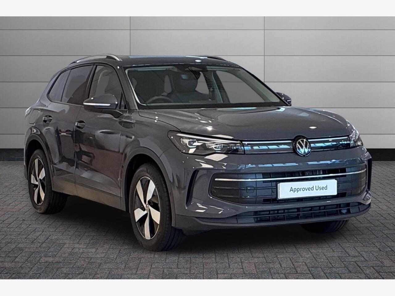Main listing image - Volkswagen Tiguan