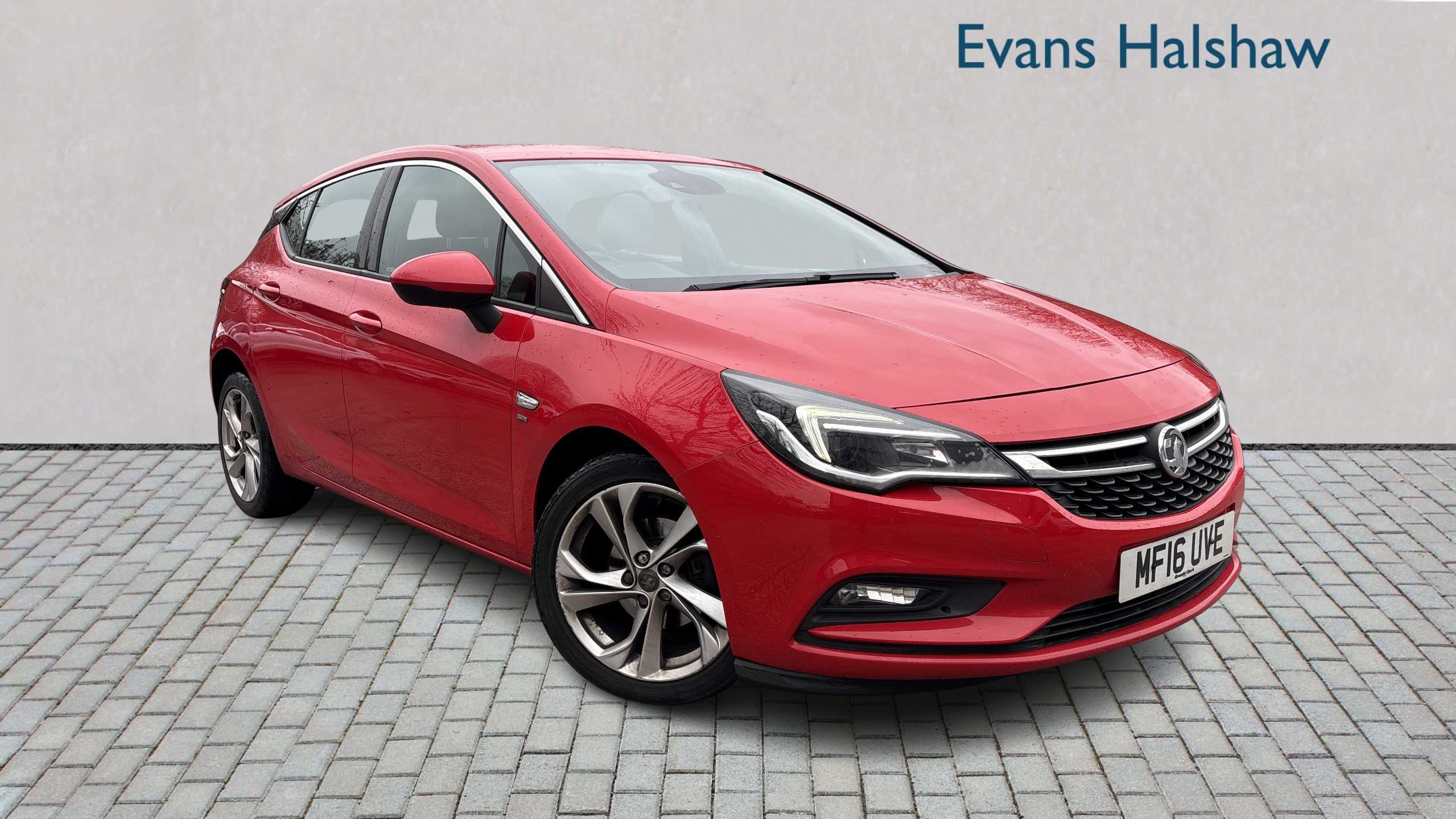 Main listing image - Vauxhall Astra