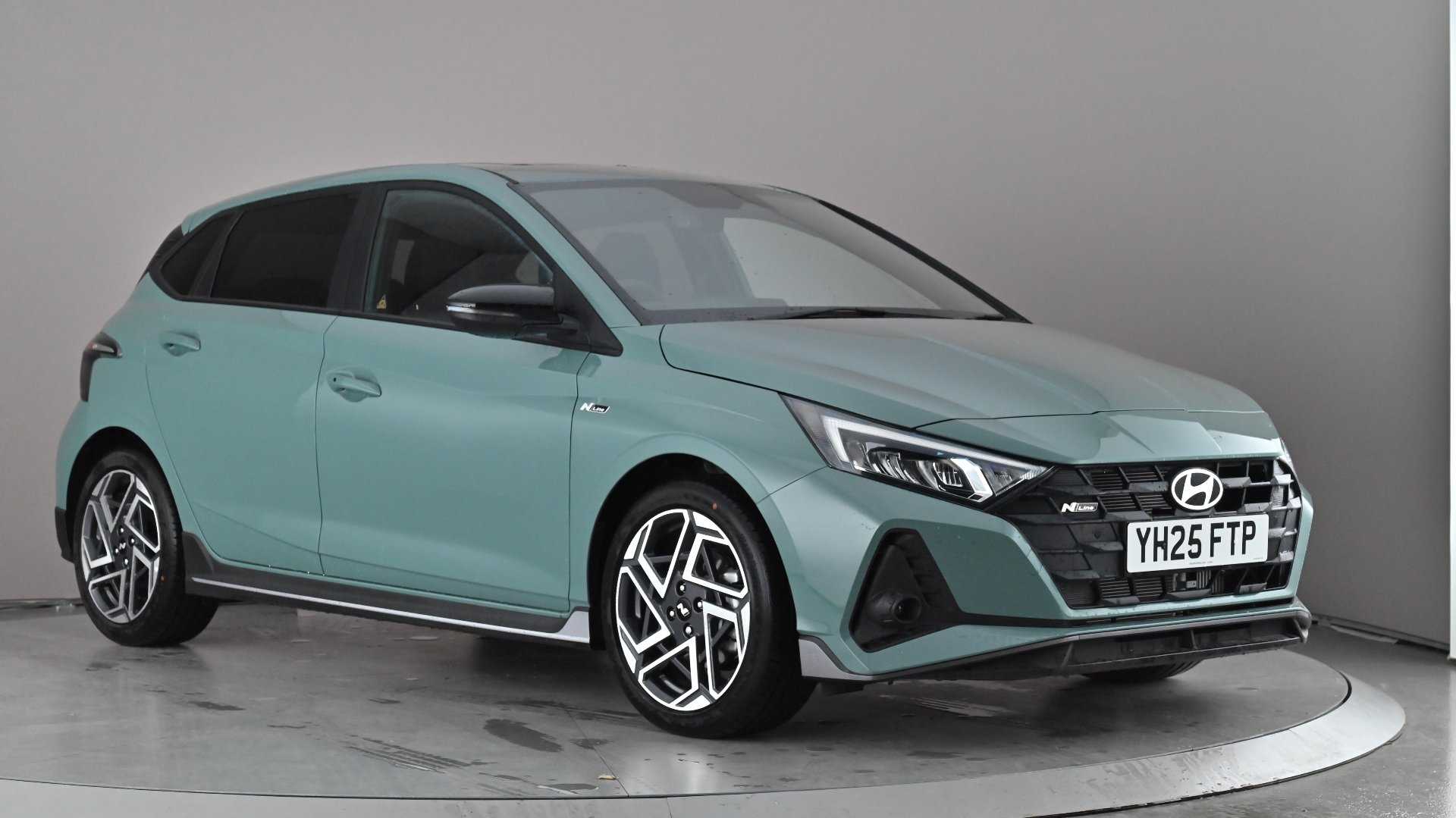 Main listing image - Hyundai i20