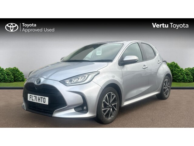 Main listing image - Toyota Yaris