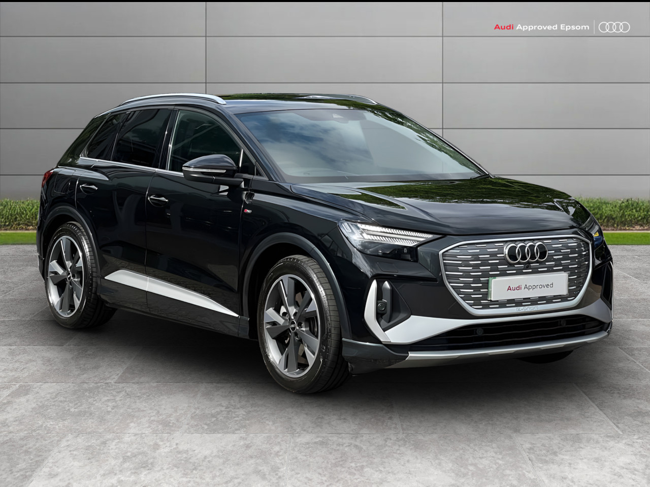 Main listing image - Audi Q4