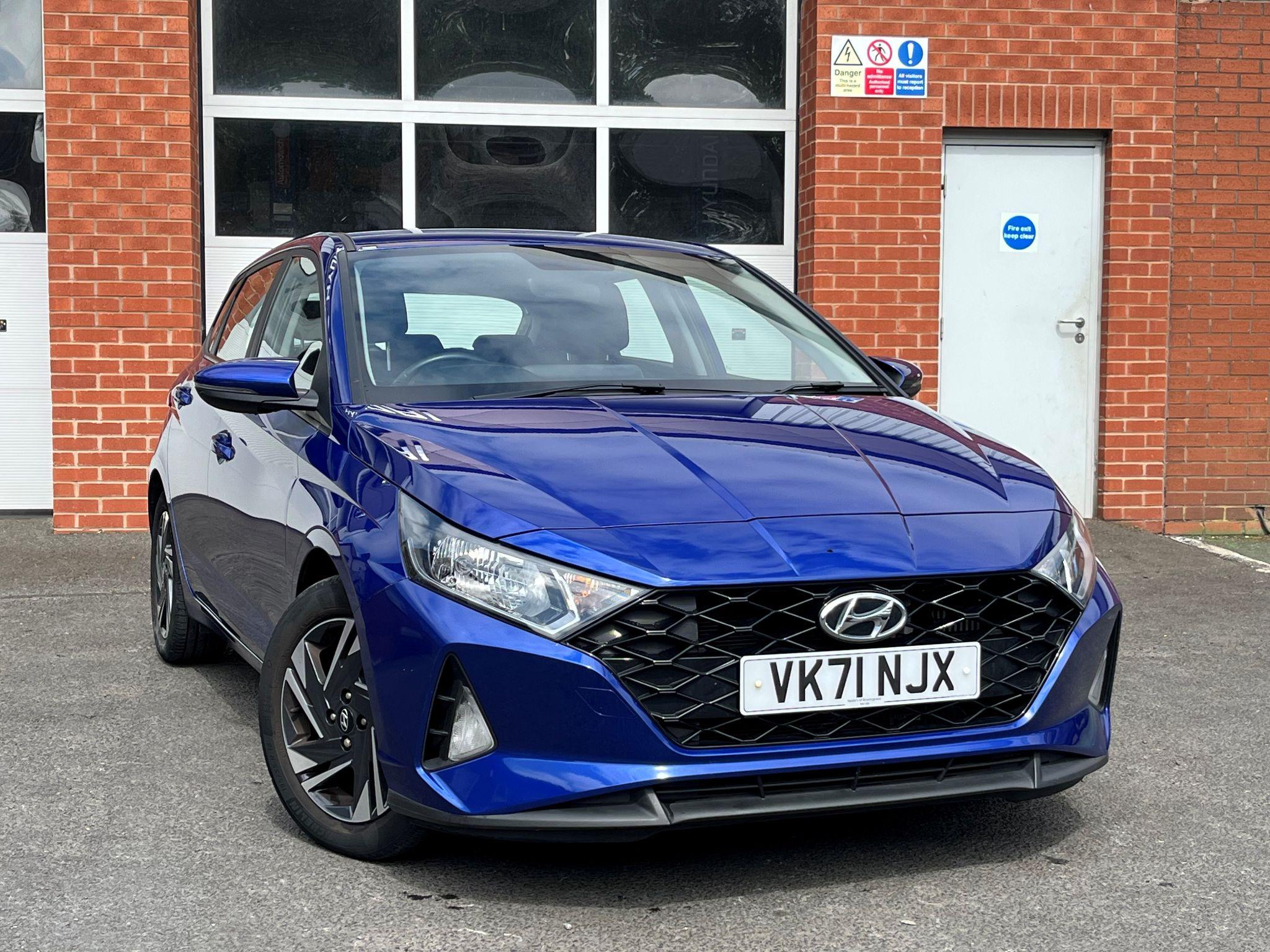 Main listing image - Hyundai i20