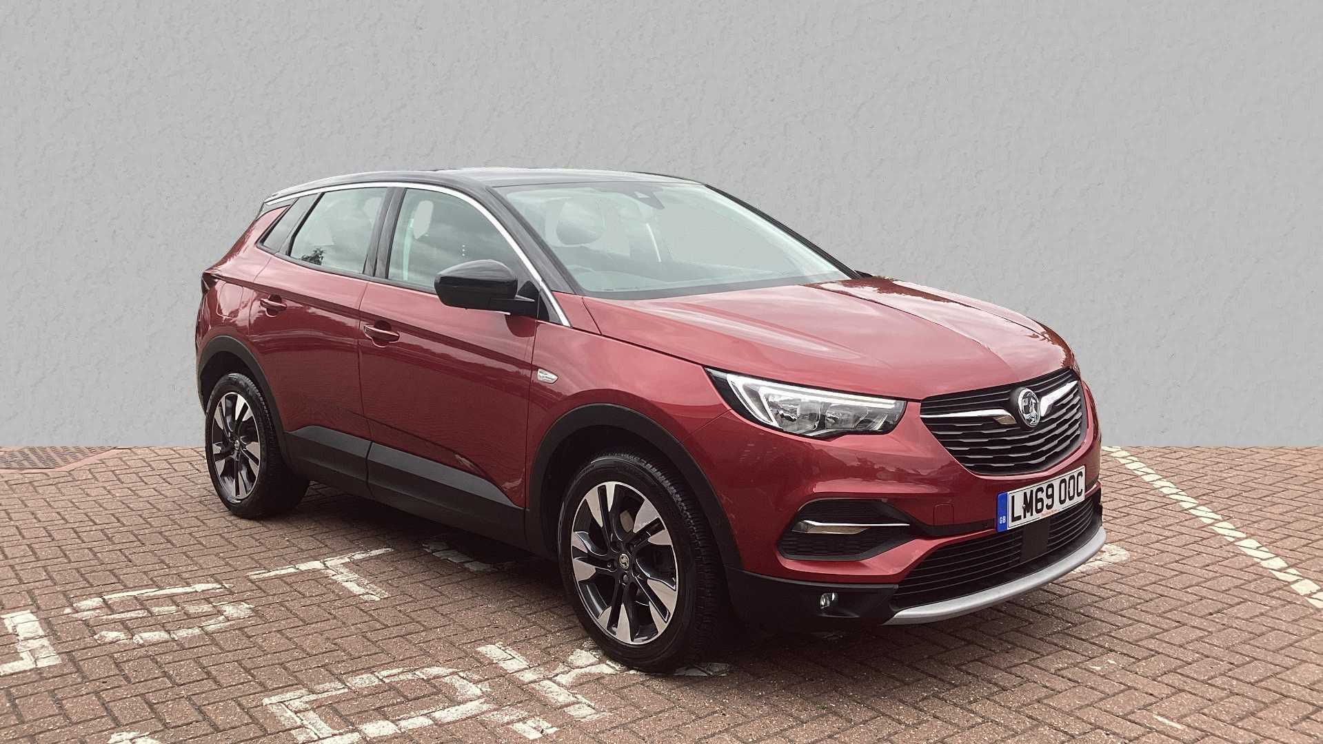 Main listing image - Vauxhall Grandland X