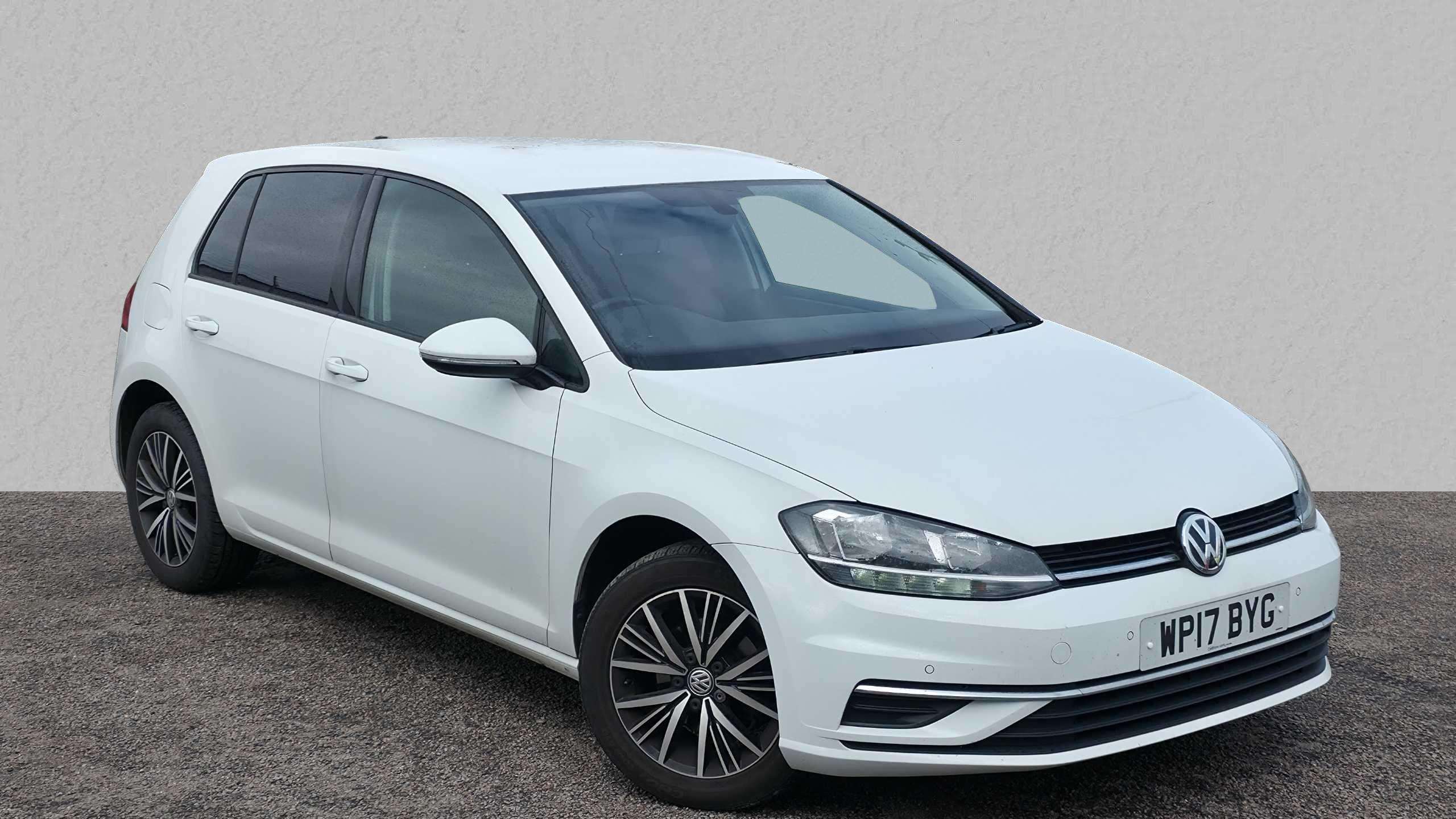 Main listing image - Volkswagen Golf
