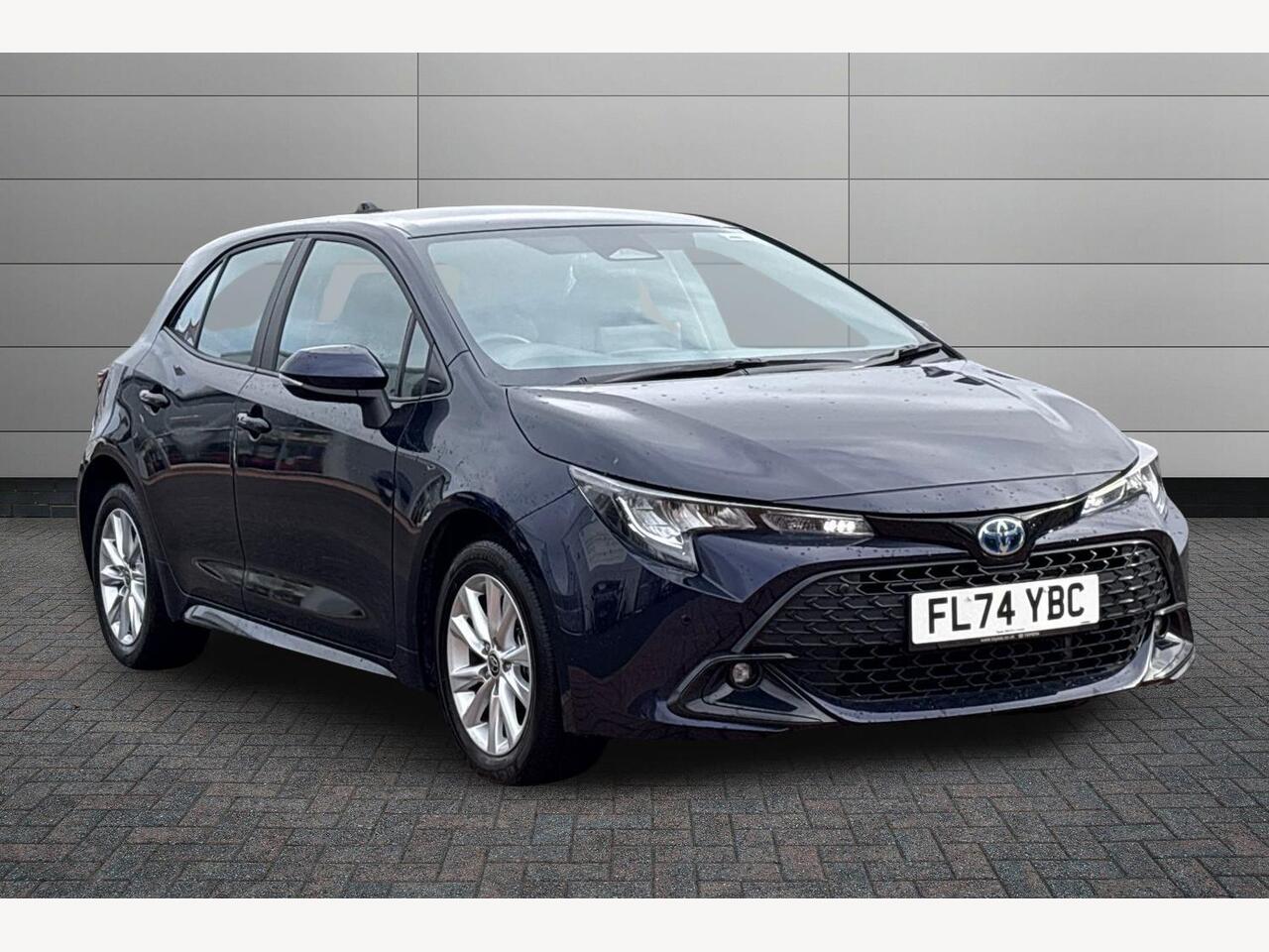 Main listing image - Toyota Corolla