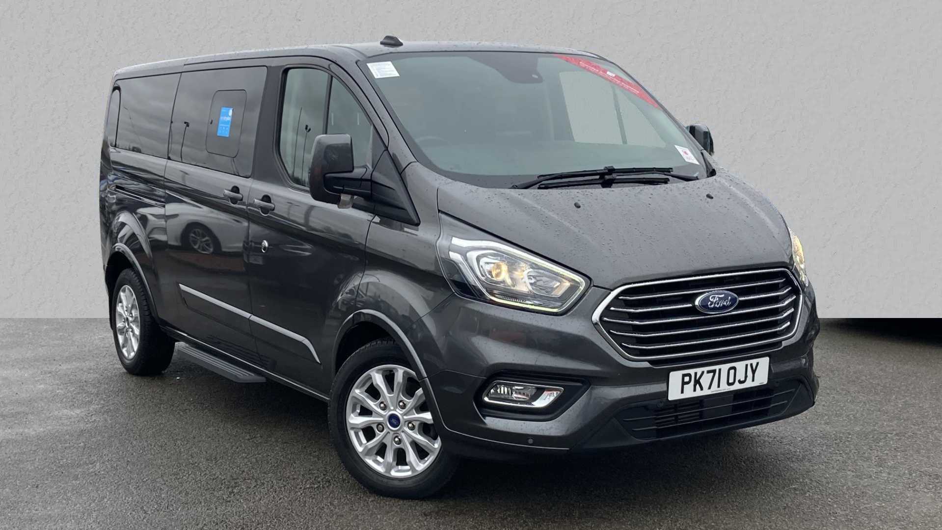 Main listing image - Ford Tourneo Custom