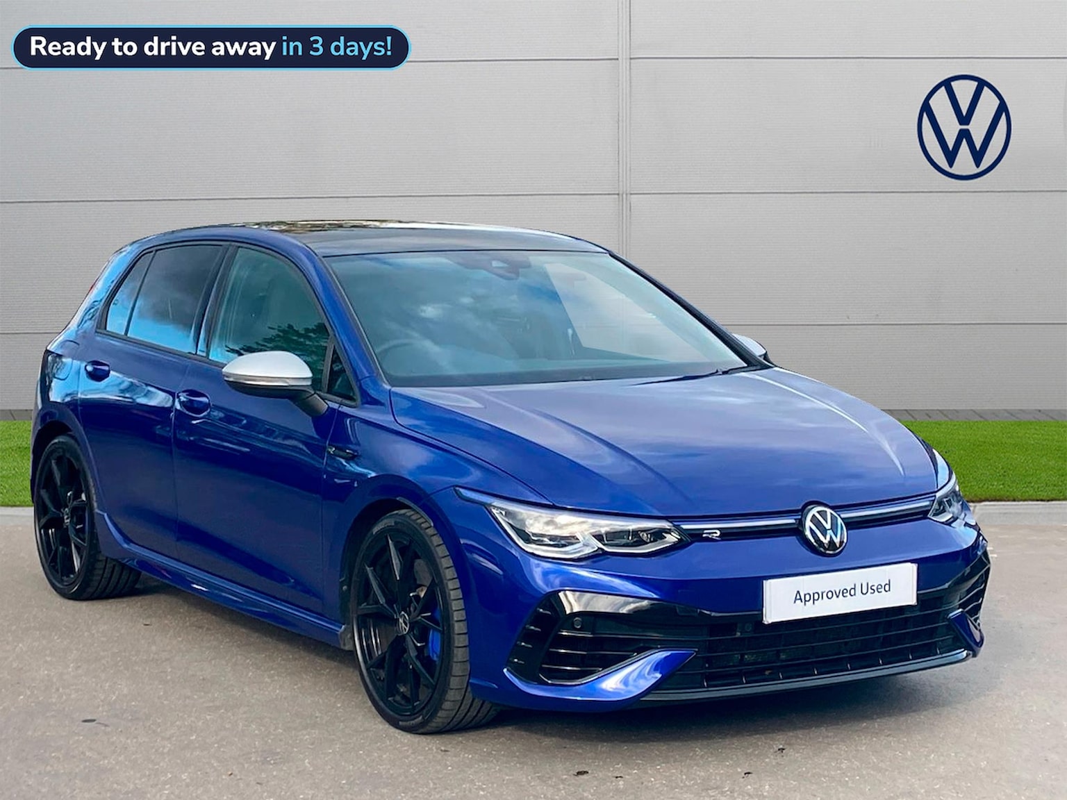 Main listing image - Volkswagen Golf R