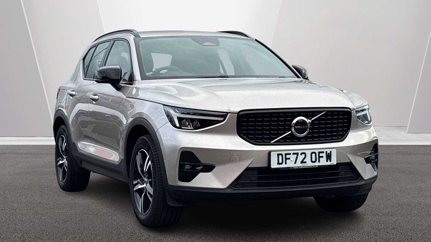 Main listing image - Volvo XC40