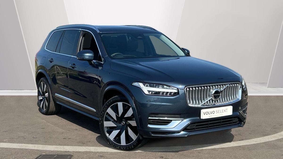 Main listing image - Volvo XC90