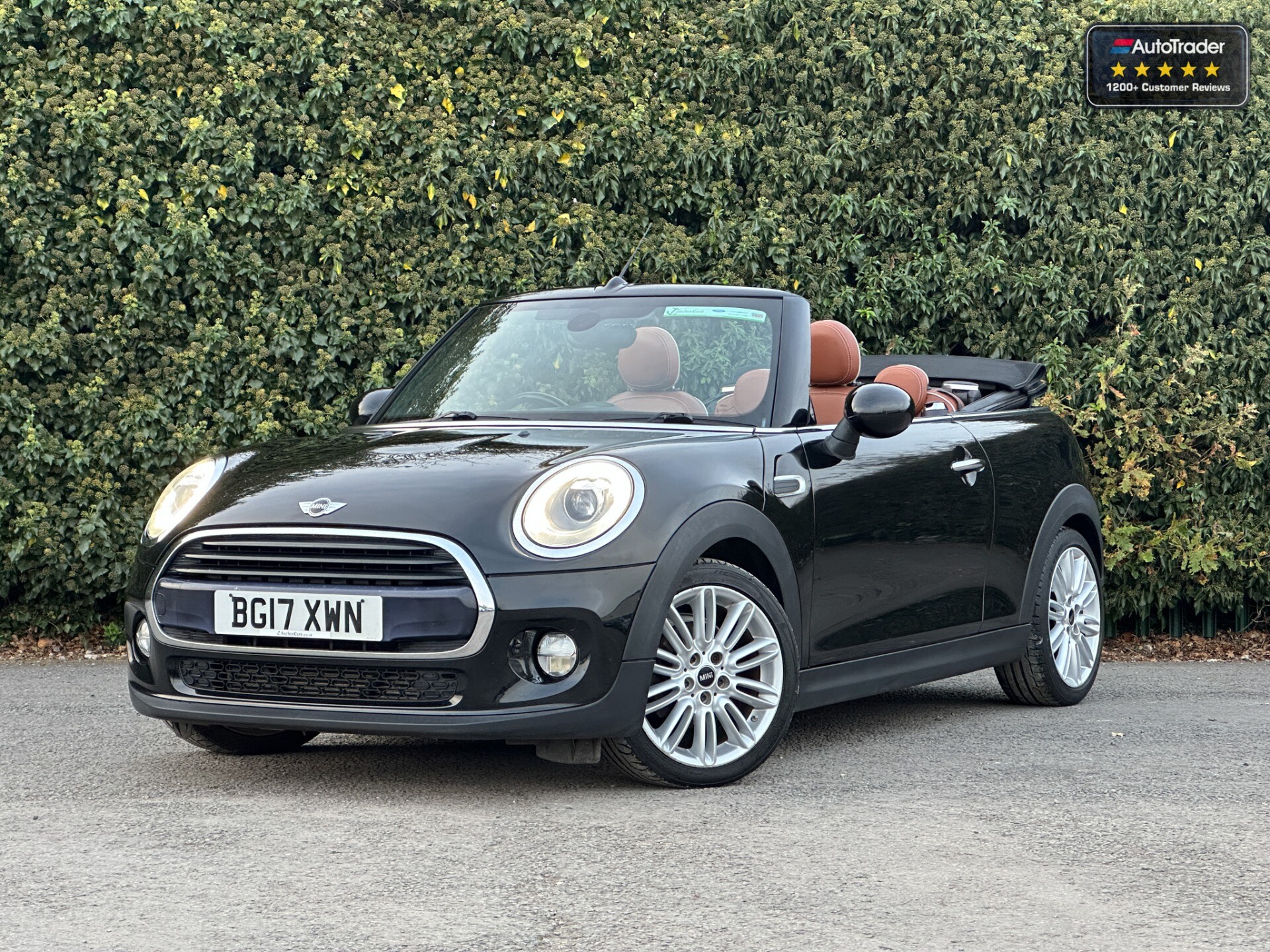 Main listing image - MINI Convertible