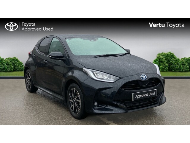 Main listing image - Toyota Yaris